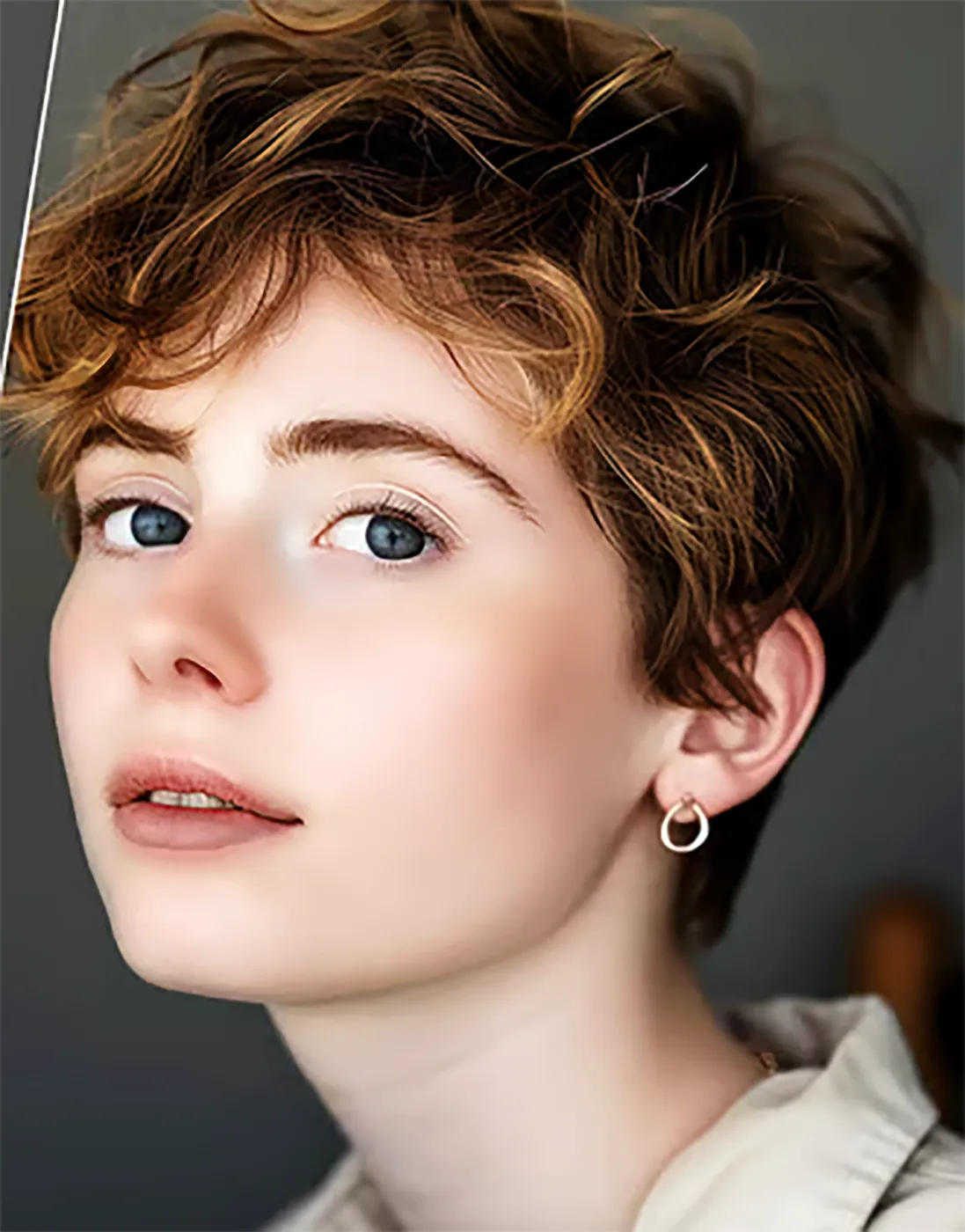 Portrait skin retouch keeping natural texture — before